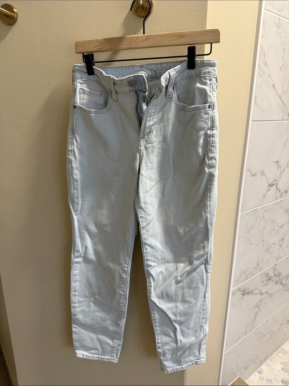 Size 2 og straight light wash jeans